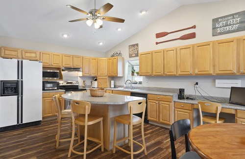 Westminster House | Peaceful Lakefront 4BR w/dock - kayaks - Check out our reviews!