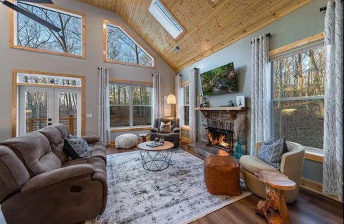 Ellijay Ski Chalet | Peaceful Modern Chalet in Ellijay