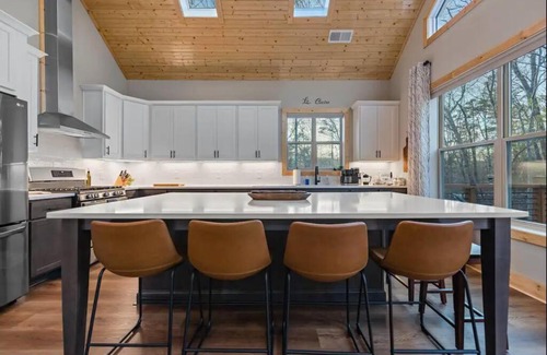 Ellijay Ski Chalet | Peaceful Modern Chalet in Ellijay