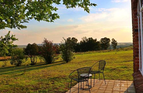 Magaliesberg Ski Chalet | Peaceful Mountain Cottage :Hikes/Boma/Animals/Pool
