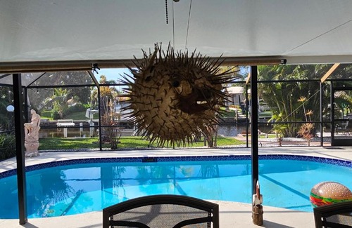 Yacht Club House | Peaceful Oasis