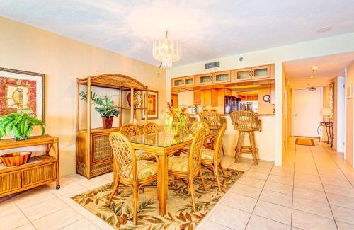 Daytona Beach Shores Apartment | Peaceful Paradise