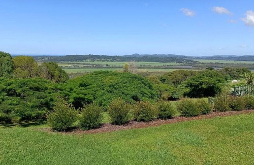 Terranora House | Peaceful & Picturesque Granny Flat near Kingscliff