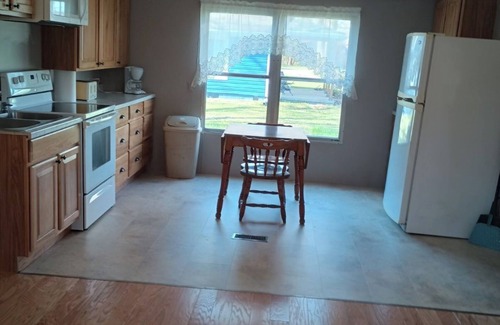 Hamersville House | Peaceful place in the country.
