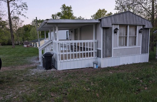 Hamersville House | Peaceful place in the country.