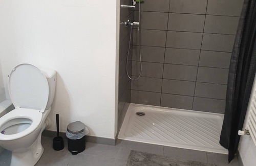 Barriere de Paris Apartment | Peaceful quiet studio