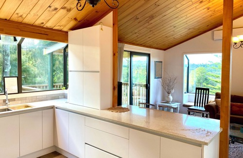 Dairy Flat Cottage | Peaceful retreat in the heart of nature