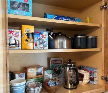 Tafton Villa | Peaceful Seasonal Wooded Cottage close to everything