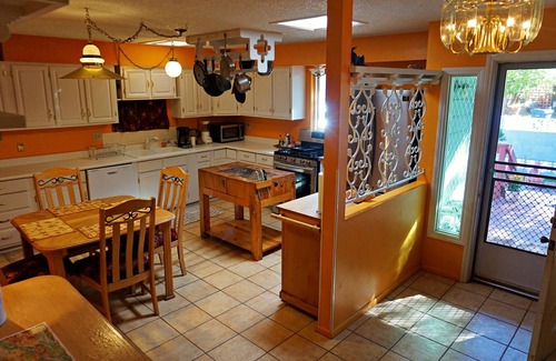 West Sedona House | Peaceful Sedona Retreat - Walking distance to popular hiking trails!