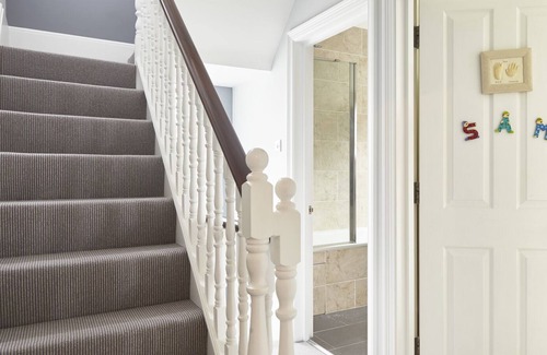 Mortlake House | Peaceful Sheen, by Veeve