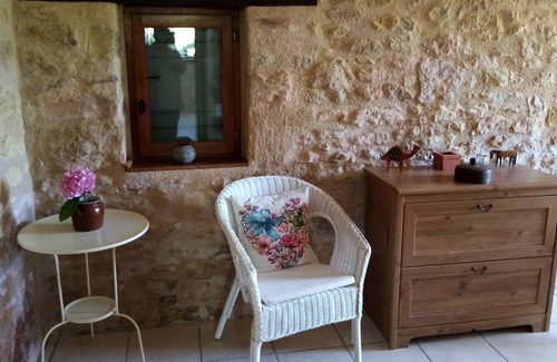Corgnac-sur-l'Isle House | peaceful stay in Périgord Vert