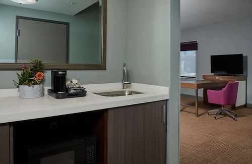 Sherwood - Tualatin North Hotel | Peaceful Stay with Indoor Pool, Gym & Free Hot Breakfast