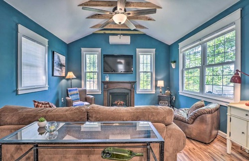 Edinburg House | Peaceful Virginia Cabin - Fish, Tube, Boat, Etc!