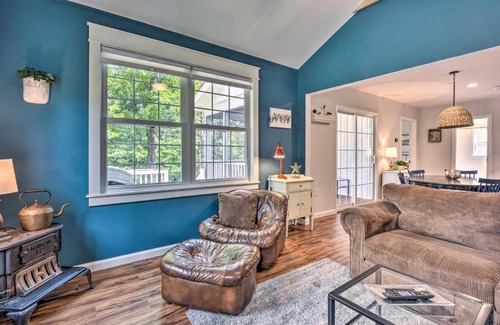 Edinburg House | Peaceful Virginia Cabin - Fish, Tube, Boat, Etc!