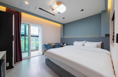 Wonju Hotel | peach motel