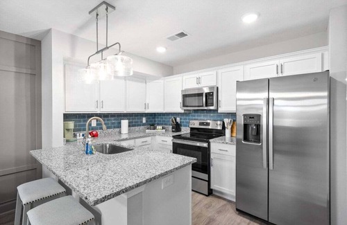 Clarksville House | Peachers Place Townhomes (1000 Henry Place Blvd, #801) | Close to Ft. Campbell