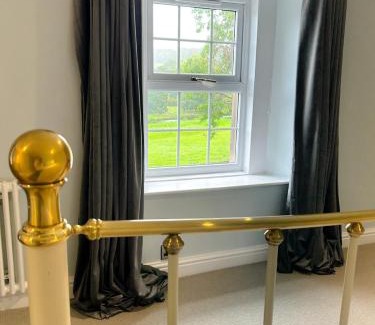 Ashford-in-the-Water House | Peak District Period Property near Chatsworth House