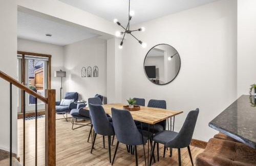 Canmore Apartment | Peaks and Patio 3 Bedroom managed by Little Sister Getaways