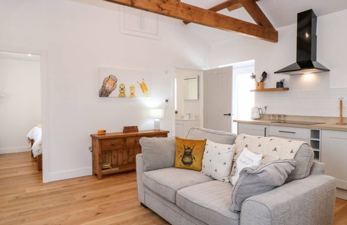 Saltash Cottage | Pear Tree Cottage