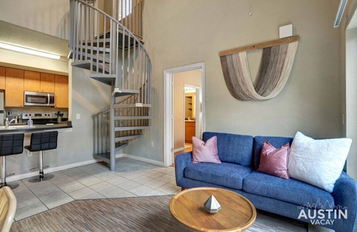 West Campus Apartment | Pearl #605 and #607 x