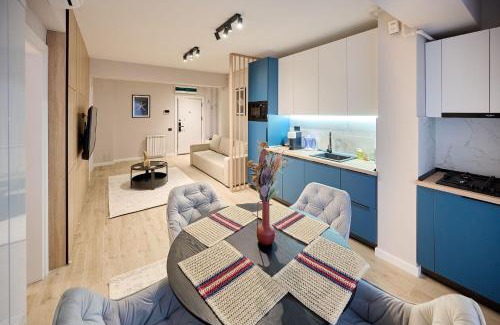 Mamaia-Sat Apartment | Pearl Apartment in Infinity Beach Resort - parking