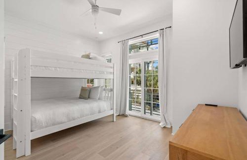 Clearwater Beach House | Pearl House at The Gemma by Brightwild
