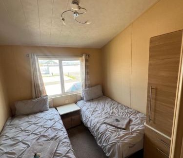 Towyn Resort | Pebble Beach Resort The Donington Lodge