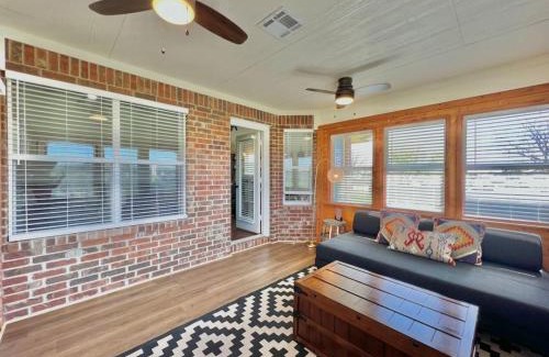 Temple House | Pecan Place Rustic Charm Temple Texas