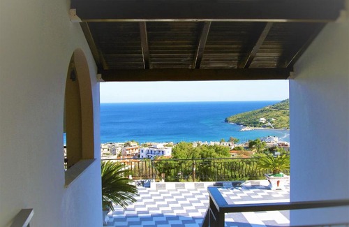 Agia Marina Apartment | Pefkides Aegina Boutique Apartments