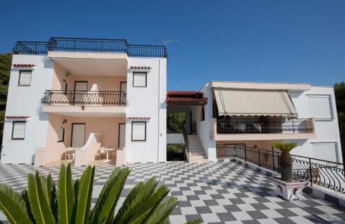 Agia Marina Apartment | Pefkides Aegina Boutique Apartments