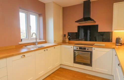 Threshfield House | PEGGY'S PLACE, family friendly, with a garden in Threshfield