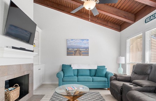 Sailhouse Condo | Pelican Post | Fishing Pier, Pool Access!