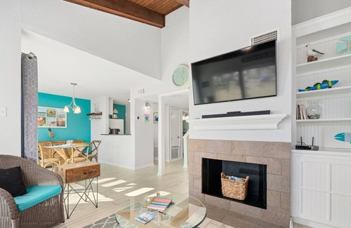 Sailhouse Condo | Pelican Post | Fishing Pier, Pool Access!