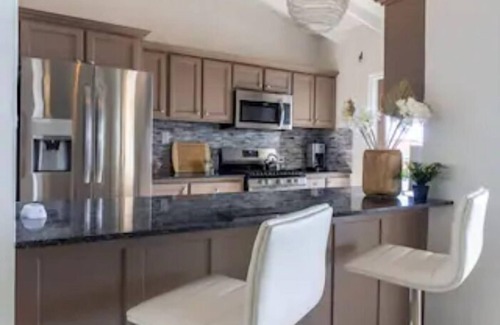 Pelican Key Villa | PELIKAAN SUNSET – Luxury, Zen & Fun with Ocean Views