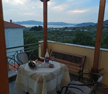 Kato Lechonia Apartment | Pelion Charming Cottage, Panoramic Seaview Retreat