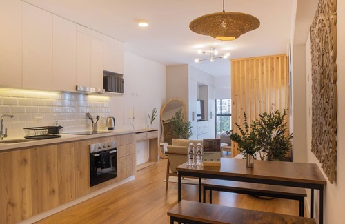 Country Club Apartment | Pendragon by Wynwood House