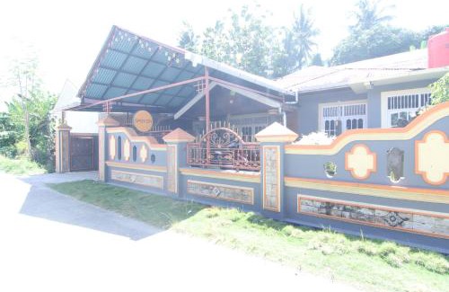 Padang House | Penginapan Bunga Sonsang Padang Syariah