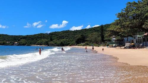 Praia da Armacao do Itapocoroi House | Penha Chalé frente mar privativo na Praia do Poá