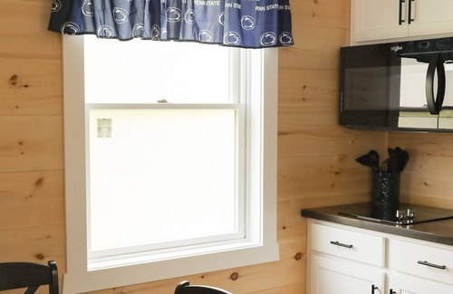 Milroy Cabin | Penn State Deluxe Cabin