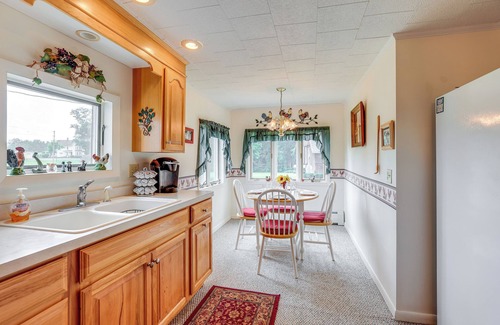 Town of Benton House | Penn Yan Vacation Rental Near Seneca & Keuka Lakes