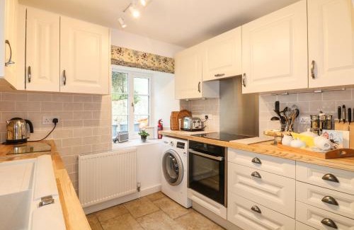 Helford Passage House | Penrose Farm Cottage