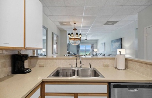 Pensacola Beach Condo | Pensacola Beachfront | Sans Souci 204 | One of a Kind Views | My Beach Getaways