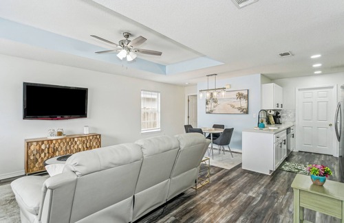 Florida Panhandle House | Pensacola Country Bungalow