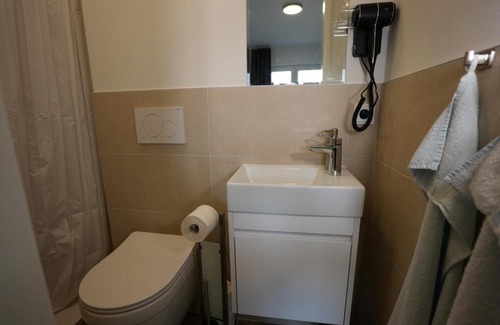 Neu-Anspach House | Pension Christine