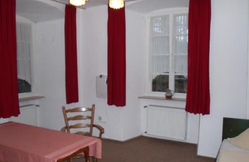 Kobern-Gondorf House | Pension Marienhof