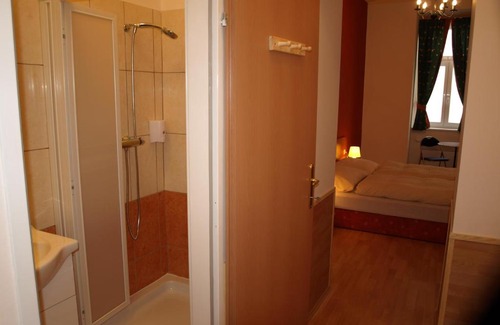 Leopoldstadt Apartment | Pension Tal Studios