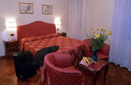 Dorsoduro Hotel | Pensione Accademia - Villa Maravege