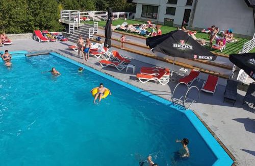 Garcina House | Pensiunea Almas