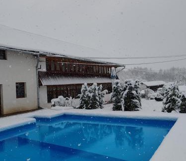 Harseni House | Pensiunea Andreea