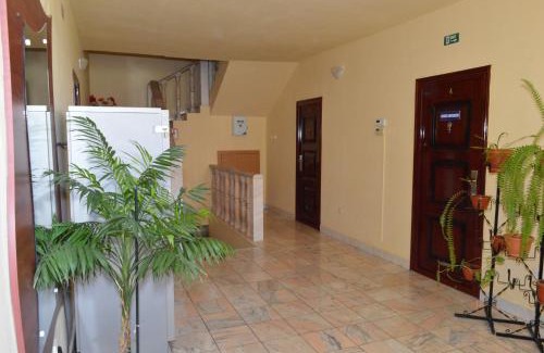 Sanmartin House | Pensiunea Beverly Hills